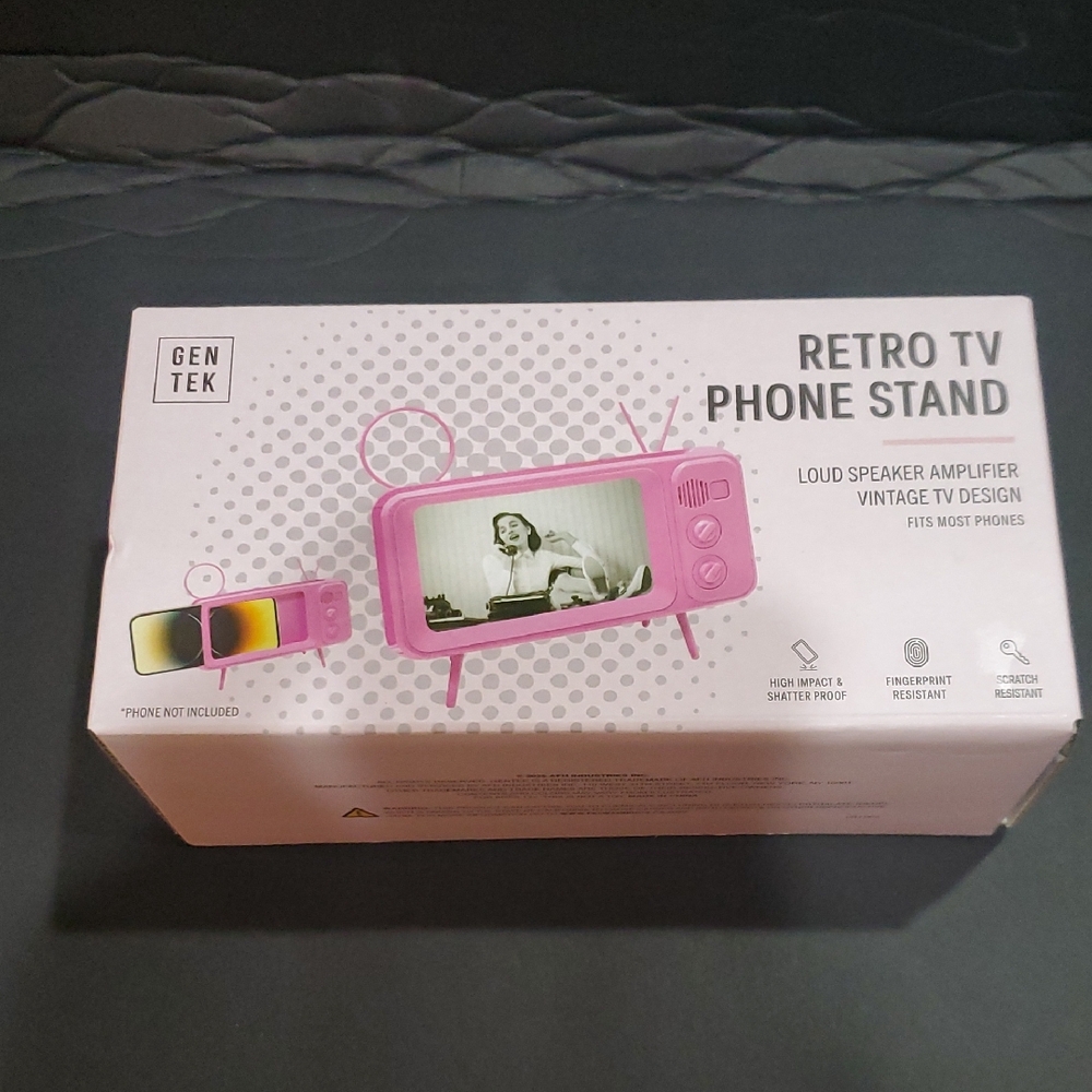 Vintage Retro TV design phone‎ stand brand new
